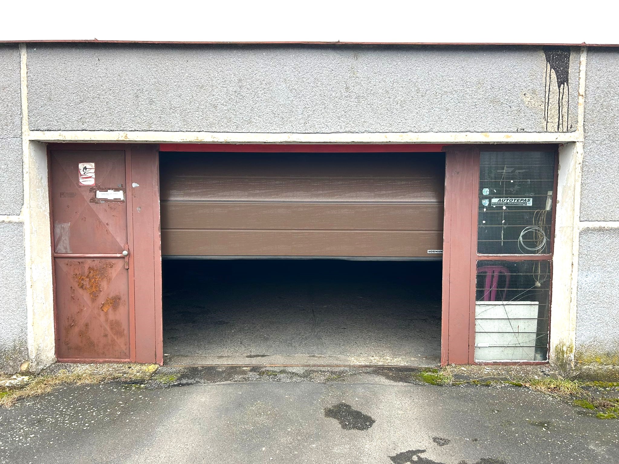 Pronájem garážového stání, 13 m², Kladno, Pařížská