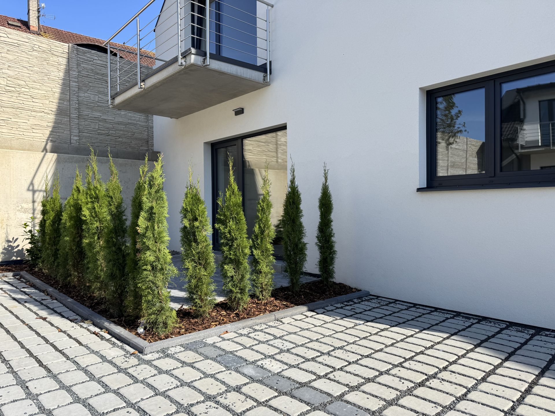 Prodej bytu 3+kk 74,3 m2, lodžie 5,7 m2, Dolany u Kladna