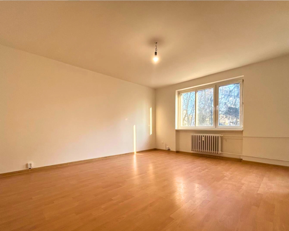 Pronájem bytu 1+kk, Kladno, ul. Vašíčkova